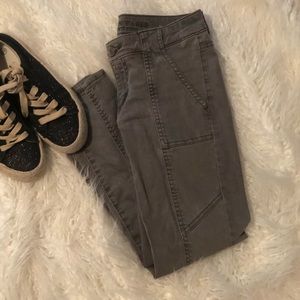 Capri Length Olive Green American Eagle Pant
